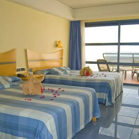 Arenda Pino Alto Villa Vista 别墅 *
