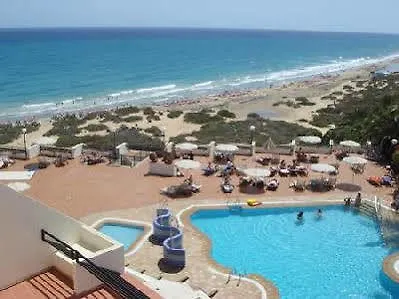 Arenda Pino Alto Villa Vista 别墅 *